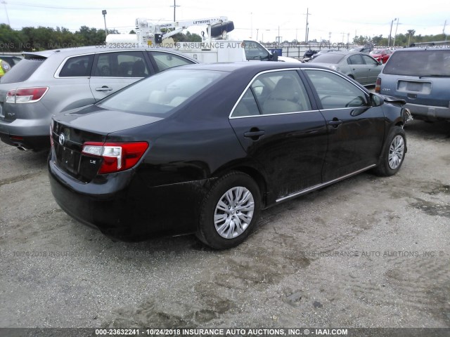 4T1BF1FK1EU395789 - 2014 TOYOTA CAMRY L/SE/LE/XLE Qara foto 4