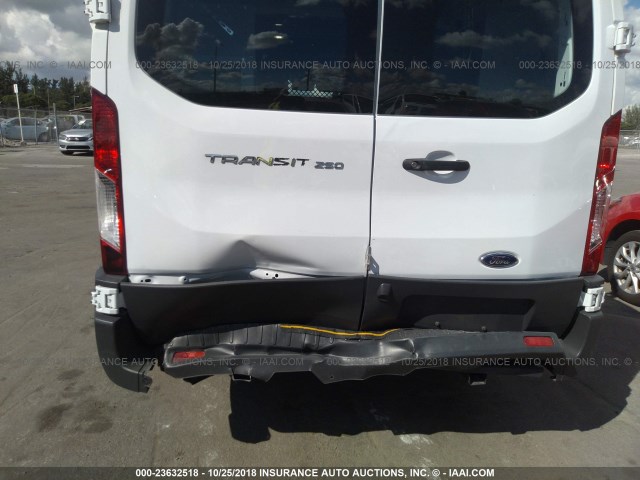 1FTYR1ZM6JKA15807 - 2018 FORD TRANSIT T-250 WHITE photo 6