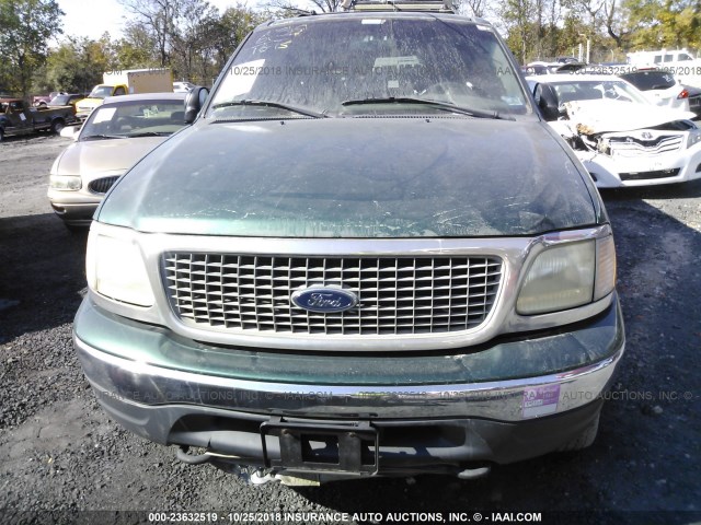 1FMRU1667YLA08132 - 2000 FORD EXPEDITION XLT GREEN photo 6