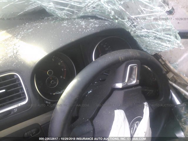 WVWDB7AJ0DW137647 - 2013 VOLKSWAGEN GOLF 灰色 照片 7