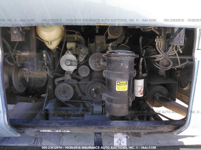 1RF120415S2011481 - 1995 ROADMASTER RAIL DYANASTER WHITE photo 10