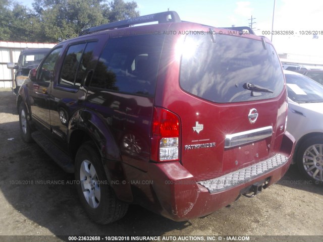 5N1AR18U96C642713 - 2006 NISSAN PATHFINDER LE/SE/XE RED photo 3