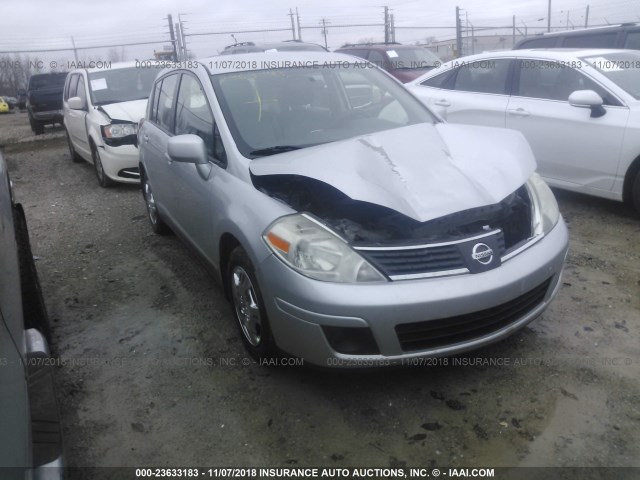 3N1BC13E08L394422 - 2008 NISSAN VERSA S/SL SILVER photo 1