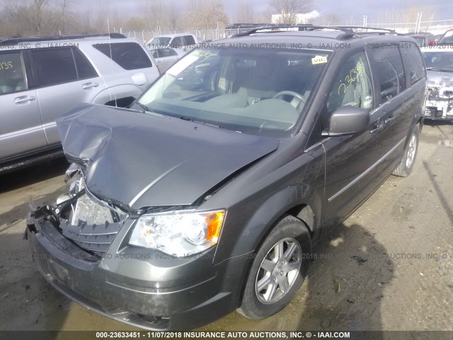 2A4RR5D14AR329170 - 2010 CHRYSLER TOWN & COUNTRY TOURING GRAY photo 2