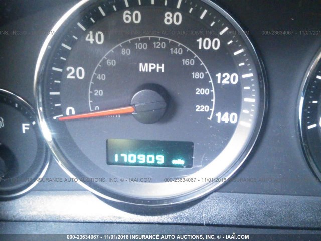 1J8HG48K46C188419 - 2006 JEEP COMMANDER BLACK photo 7