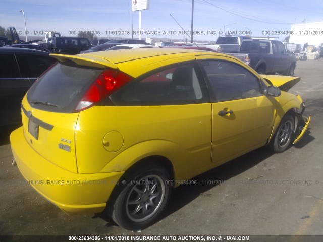1FAFP31N66W165287 - 2006 FORD FOCUS ZX3 YELLOW photo 4