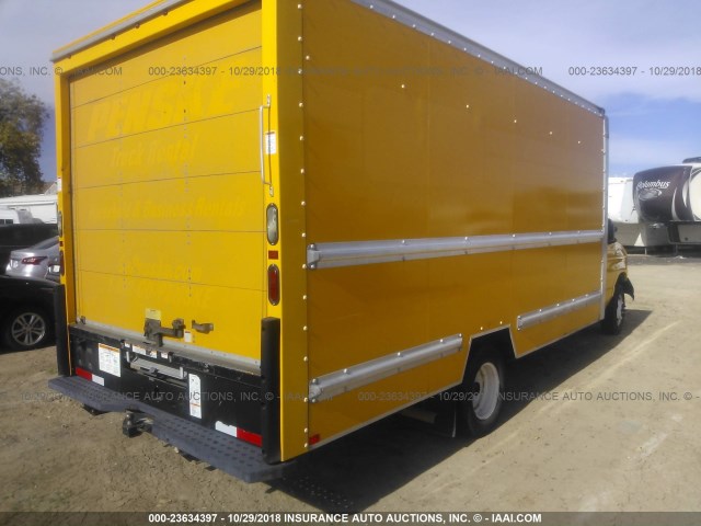 1FDWE3FS0EDA54836 - 2014 FORD ECONOLINE E350 SUPER DUTY CTWAY VAN YELLOW photo 4