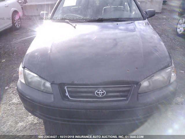 4T1BF22K8YU946087 - 2000 TOYOTA CAMRY LE/XLE GRAY photo 6