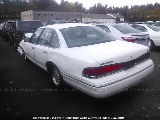 2FALP74W5VX233578 - 1997 FORD CROWN VICTORIA LX WHITE photo 3