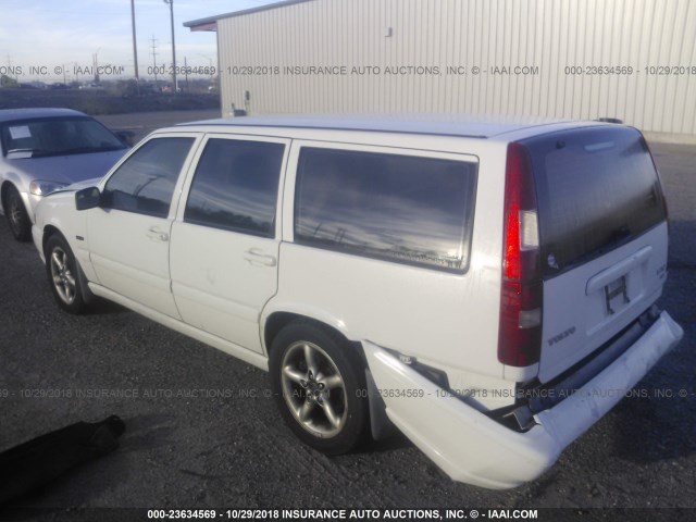 YV1LW5648W2420969 - 1998 VOLVO V70 GLT WHITE photo 3