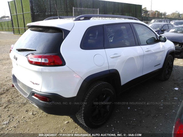 1C4PJMBB0GW242621 - 2016 JEEP CHEROKEE TRAILHAWK WHITE photo 4