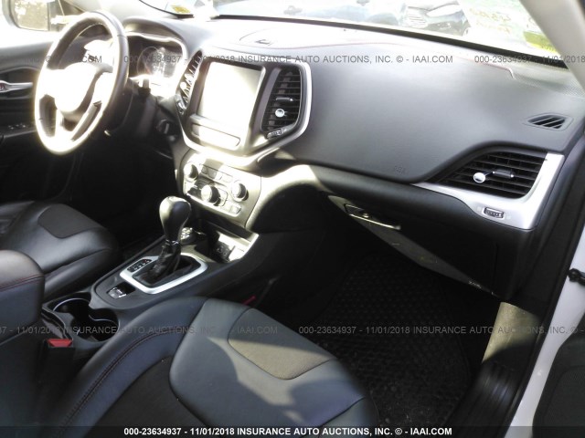 1C4PJMBB0GW242621 - 2016 JEEP CHEROKEE TRAILHAWK 白色 照片 5