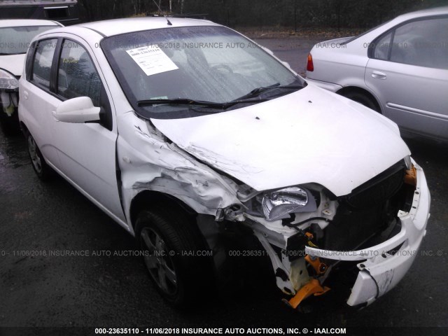 KL1TD66657B726748 - 2007 CHEVROLET AVEO LS WHITE photo 1