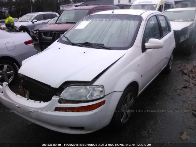 KL1TD66657B726748 - 2007 CHEVROLET AVEO LS WHITE photo 2