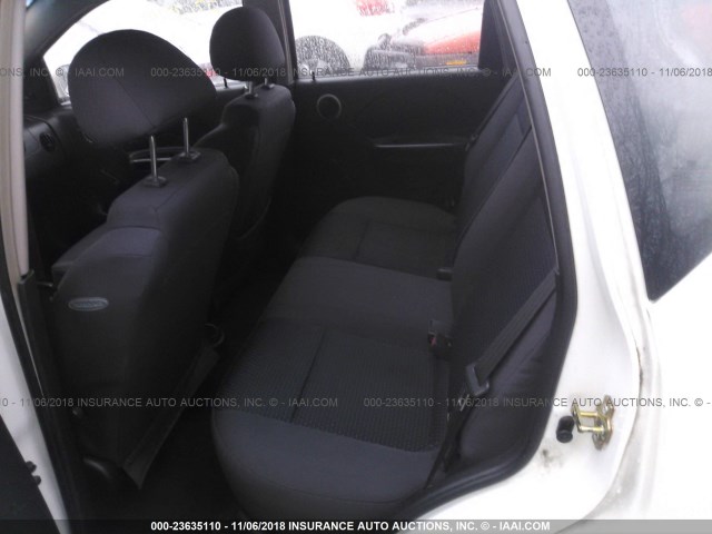 KL1TD66657B726748 - 2007 CHEVROLET AVEO LS WHITE photo 8