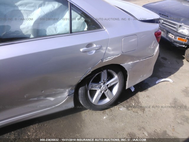 4T1BF1FK6EU319422 - 2014 TOYOTA CAMRY L/SE/LE/XLE Gümüş foto 6