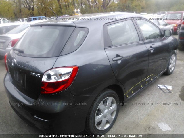 2T1KU40E79C015145 - 2009 TOYOTA COROLLA MATRIX  GRAY photo 4