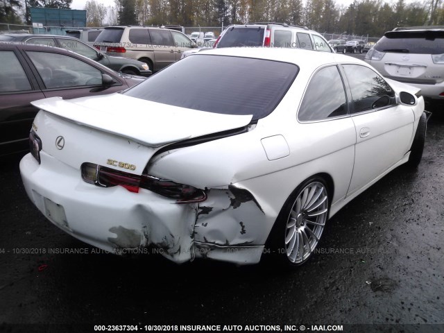 JT8CD32Z6W1003596 - 1998 LEXUS SC 300 WHITE photo 4