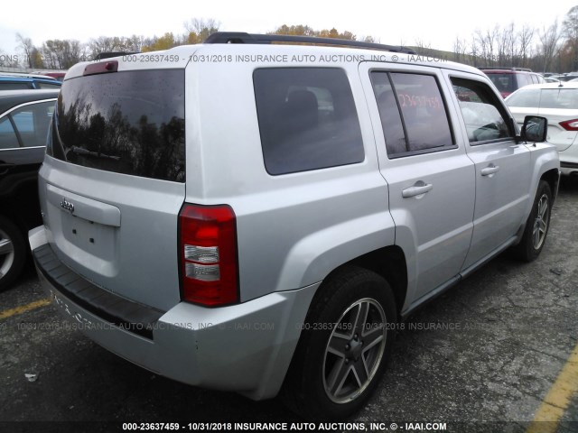 1J4NF2GB0AD510747 - 2010 JEEP PATRIOT SPORT SILVER photo 4