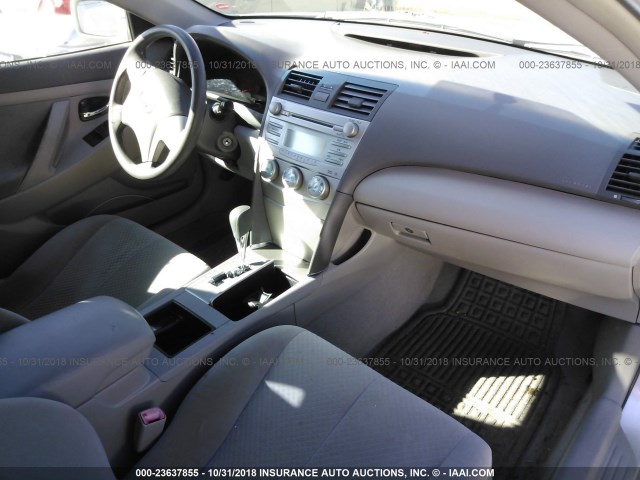 4T1BE46K97U518102 - 2007 TOYOTA CAMRY NEW GENERAT CE/LE/XLE/SE SILVER photo 5