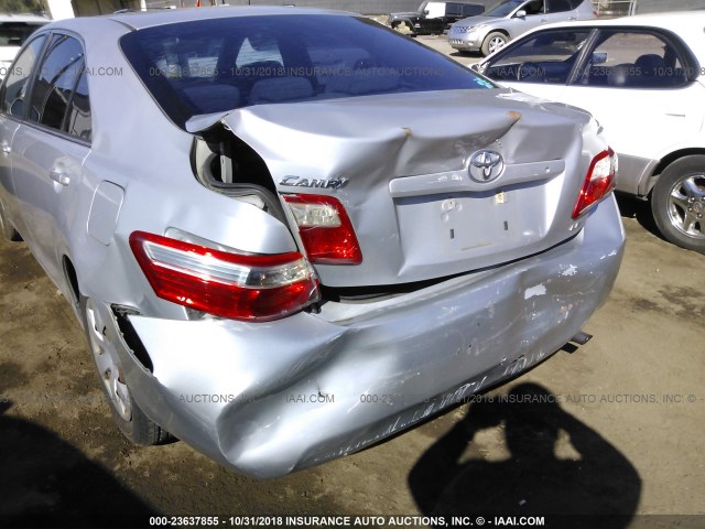 4T1BE46K97U518102 - 2007 TOYOTA CAMRY NEW GENERAT CE/LE/XLE/SE SILVER photo 6