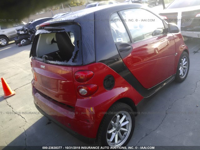 WMEEJ31X19K238801 - 2009 SMART FORTWO PURE/PASSION RED photo 4