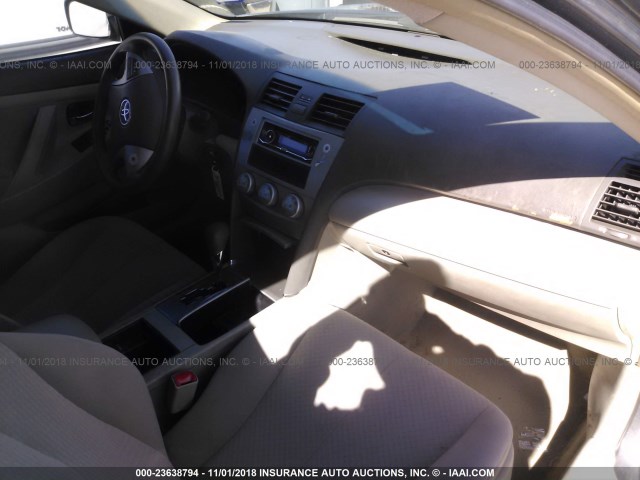 4T1BE46K77U505817 - 2007 TOYOTA CAMRY NEW GENERAT CE/LE/XLE/SE GRAY photo 5