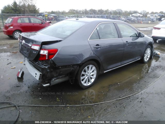 4T1BF1FK8EU390198 - 2014 TOYOTA CAMRY L/SE/LE/XLE 灰色 照片 4