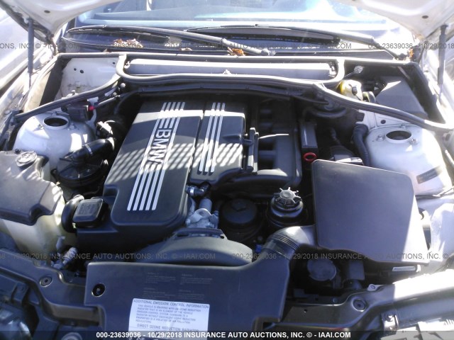 WBAAZ33404KP90577 - 2004 BMW 325 IS SULEV SILVER photo 10