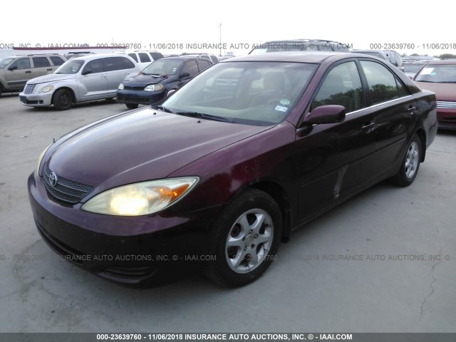 4T1BE32K32U027260 - 2002 TOYOTA CAMRY LE/XLE/SE MAROON photo 2
