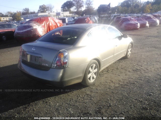 1N4AL11D43C350565 - 2003 NISSAN ALTIMA S/SL GRAY photo 4