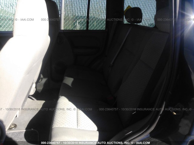 1J4GL38K95W605145 - 2005 JEEP LIBERTY RENEGADE BLUE photo 8