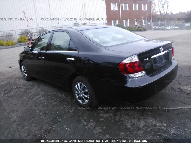 4T1BE32K45U005563 - 2005 TOYOTA CAMRY LE/XLE/SE BLACK photo 3