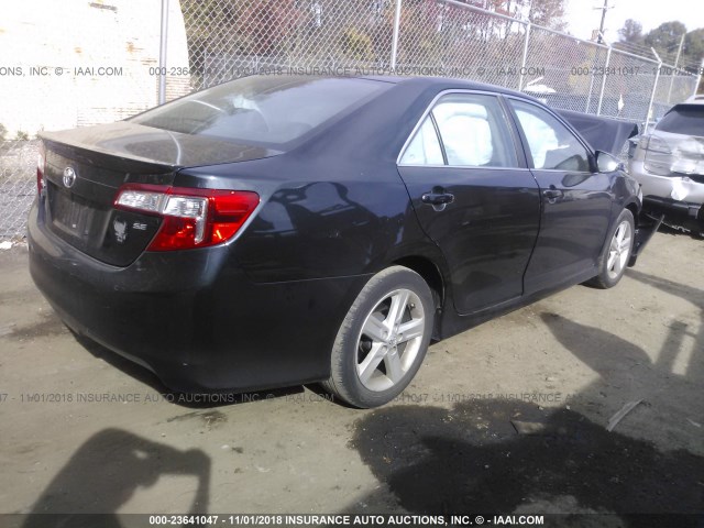4T1BF1FK5DU224400 - 2013 TOYOTA CAMRY L/SE/LE/XLE Qara foto 4