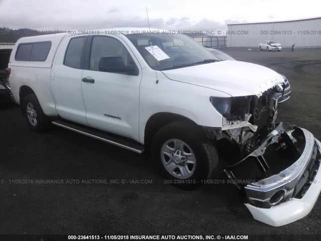 5TFUM5F10BX020939 - 2011 TOYOTA TUNDRA DOUBLE CAB SR5 WHITE photo 1