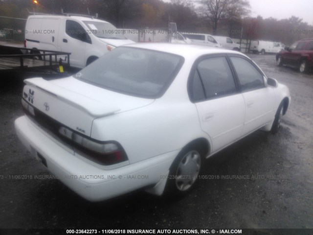 1NXBB02E3VZ607923 - 1997 TOYOTA COROLLA DX WHITE photo 4