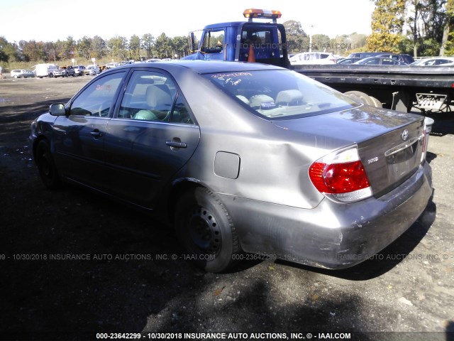 4T1BE32K55U603368 - 2005 TOYOTA CAMRY LE/XLE/SE TAN photo 3