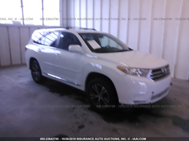 5TDZA3EHXDS035863 - 2013 TOYOTA HIGHLANDER PLUS WHITE photo 1