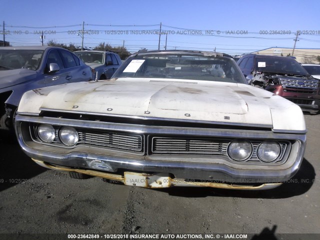 DL27G0D132053 - 1969 DODGE POLARA WHITE photo 6