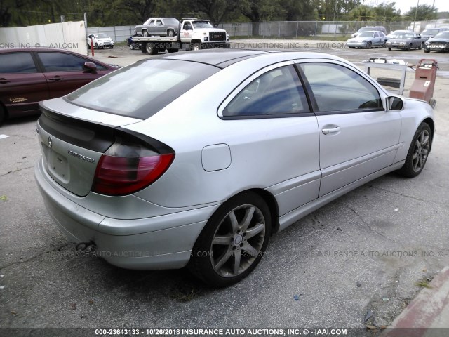 WDBRN40J64A601534 - 2004 MERCEDES-BENZ C 230K SPORT COUPE SILVER photo 4