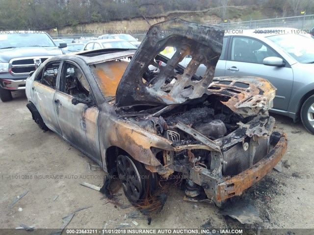 4T4BF3EKXBR183486 - 2011 TOYOTA CAMRY SE/LE/XLE ვერცხლისფერი ფოტო 1