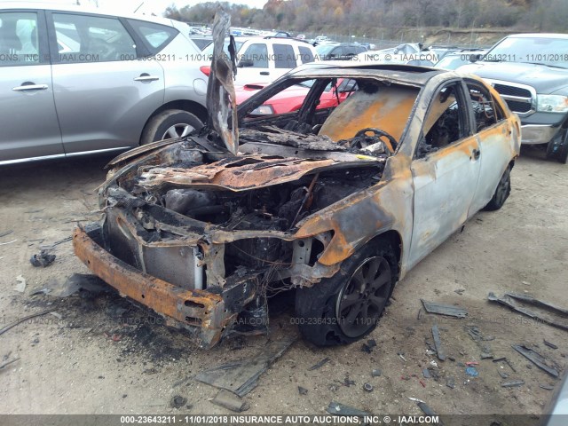 4T4BF3EKXBR183486 - 2011 TOYOTA CAMRY SE/LE/XLE ვერცხლისფერი ფოტო 2