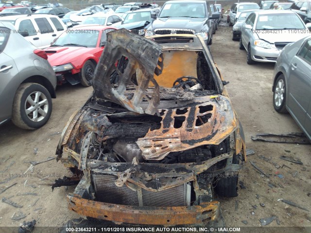 4T4BF3EKXBR183486 - 2011 TOYOTA CAMRY SE/LE/XLE ვერცხლისფერი ფოტო 6