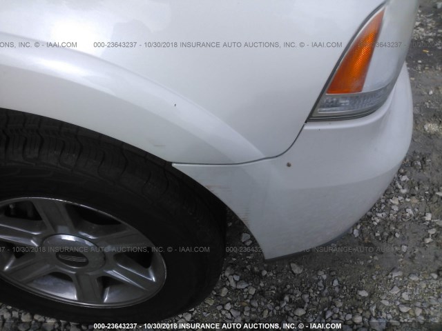 5LMEU88H14ZJ21326 - 2004 LINCOLN AVIATOR 白色 照片 6