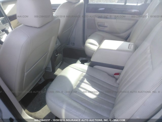 5LMEU88H14ZJ21326 - 2004 LINCOLN AVIATOR 白色 照片 8