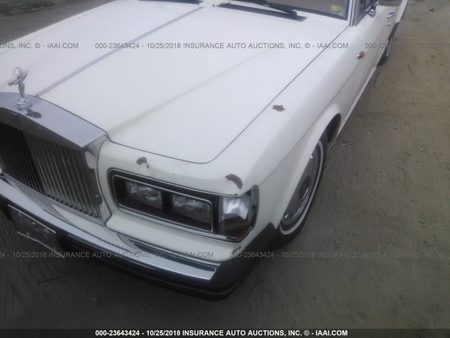 SCAZN02A1KCX26649 - 1989 ROLLS-ROYCE SILVER SPUR  WHITE photo 6