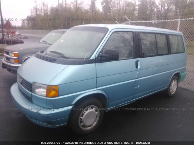 WV2MC0700PH038694 - 1993 VOLKSWAGEN EUROVAN MV GREEN photo 2