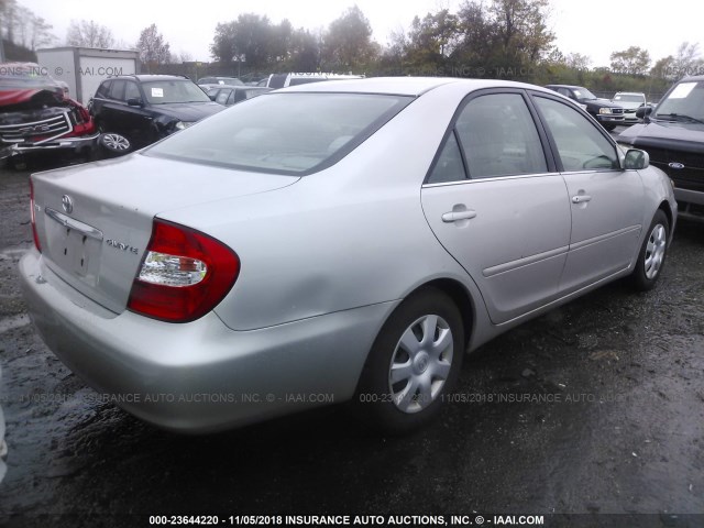 4T1BE32K63U121666 - 2003 TOYOTA CAMRY LE/XLE/SE Gümüş foto 4