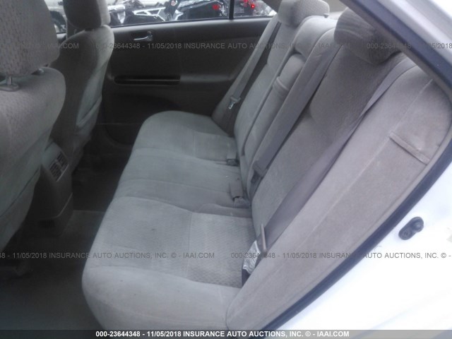4T1BE30K03U216856 - 2003 TOYOTA CAMRY LE/XLE/SE WHITE photo 8