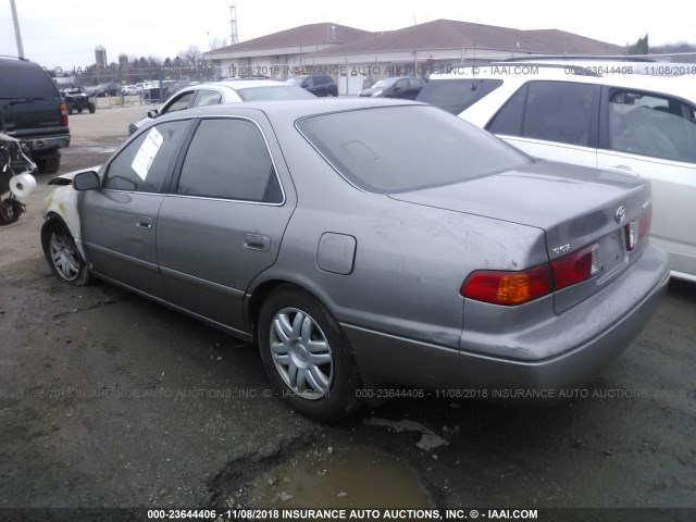 4T1BG22K71U039933 - 2001 TOYOTA CAMRY CE/LE/XLE ნაცრისფერი ფოტო 3